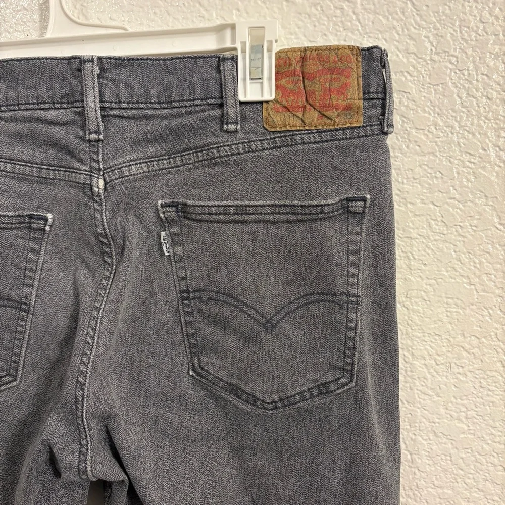 Levi's Men's Gray Straight-Leg Jeans W38 L32 Classic 5-Pocket Denim‎